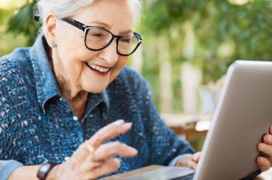 Tech for Seniors: User-Friendly Gadgets That Make Life Easier